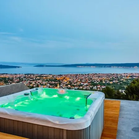 Villa Blue Hill Villa *